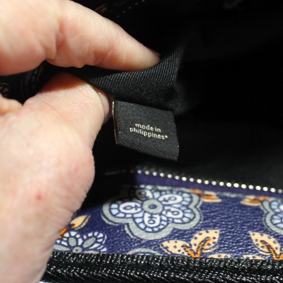 COACH Large Tote & Matching Wristlet, Blue/Orange Floral PVC, EUC - Picture 11 of 13